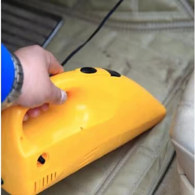 Dc12v Mini Taşınabilir El Yüklü Islak Kuru Araç Çamaşırlığı Vakum Temizleyicisi Ve Lastik Şişirici