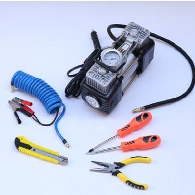 İyi bir fiyat. Gümüş Araç Hava Kompresörleri Kamyonlar İçin Taşınabilir 12v Elektrikli Hava Kompresörü Hava Şokları çevrimiçi